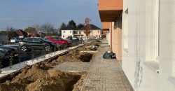 Monor, Eladó tégla lakás