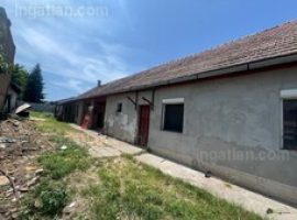 Gyömrőn eladó felújítandó ház