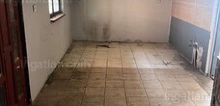 Gyömrőn eladó felújítandó ház