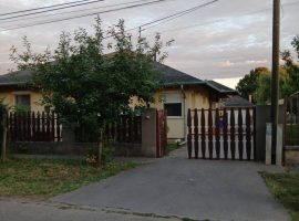 Gyálon eladó ikerház jobb oldali fele