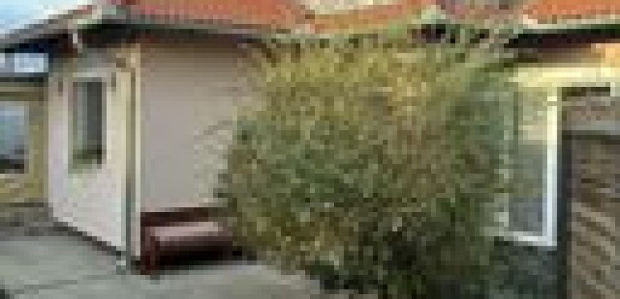 Gyálon eladó önálló családi ház