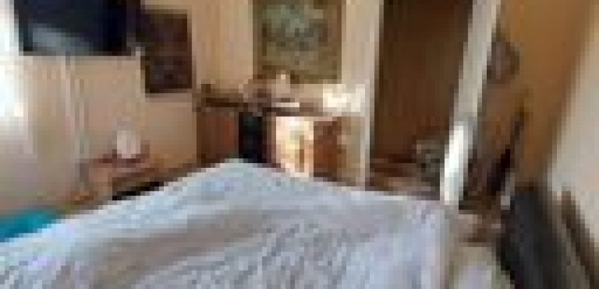 Gyálon eladó ikerház jobb oldali fele