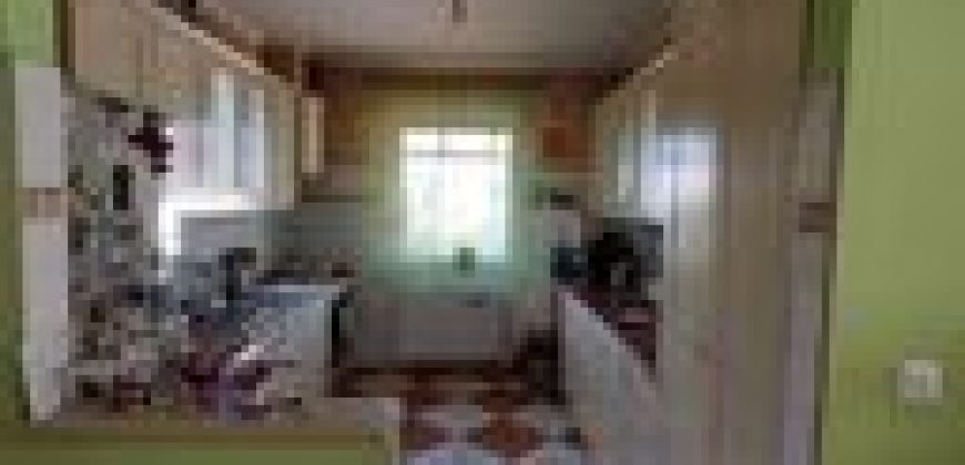 Gyálon eladó ikerház jobb oldali fele