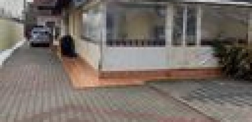 Gyálon eladó ikerház jobb oldali fele