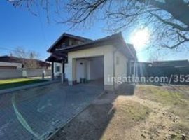 Dabason eladó sorházi lakás