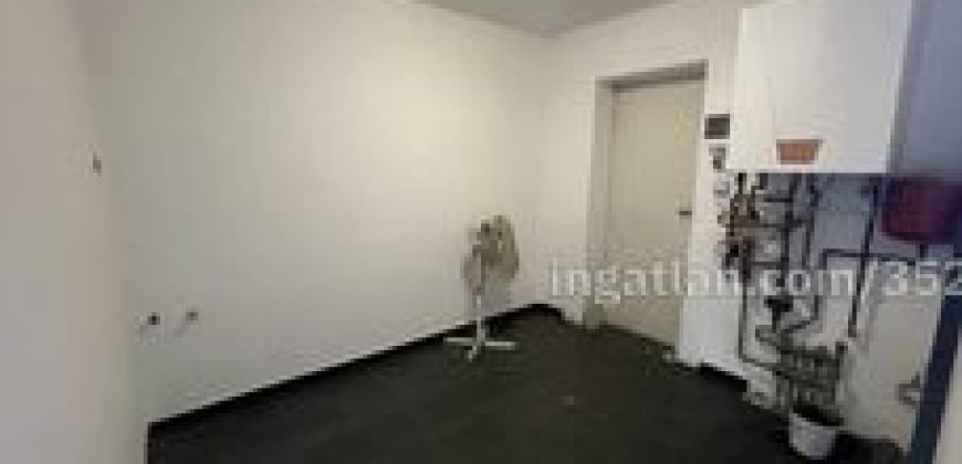 Dabason eladó sorházi lakás