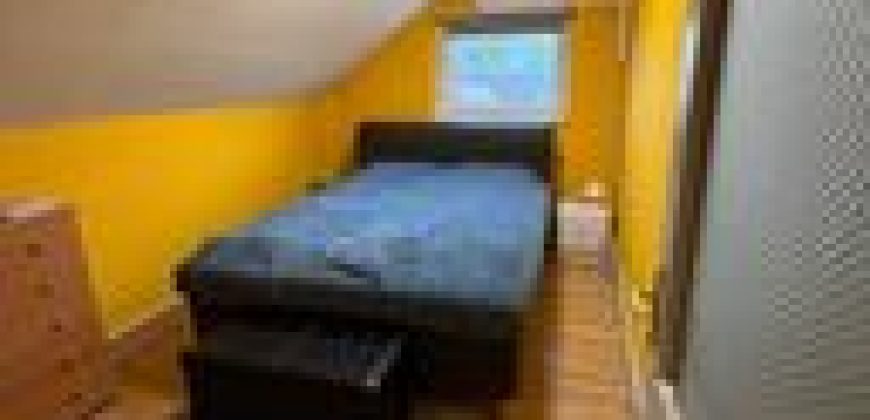 Gyálon két generációs családi ház eladó